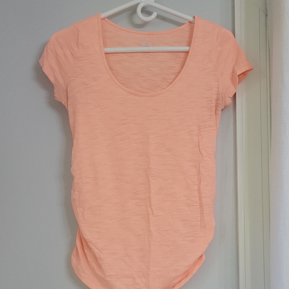 Old Navy Peach Short Sleeve Tee